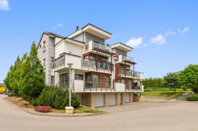 Mieszkanie 4-pokojowe Chwaszczyno, ul. Kaszubska Droga. Zdjęcie 1