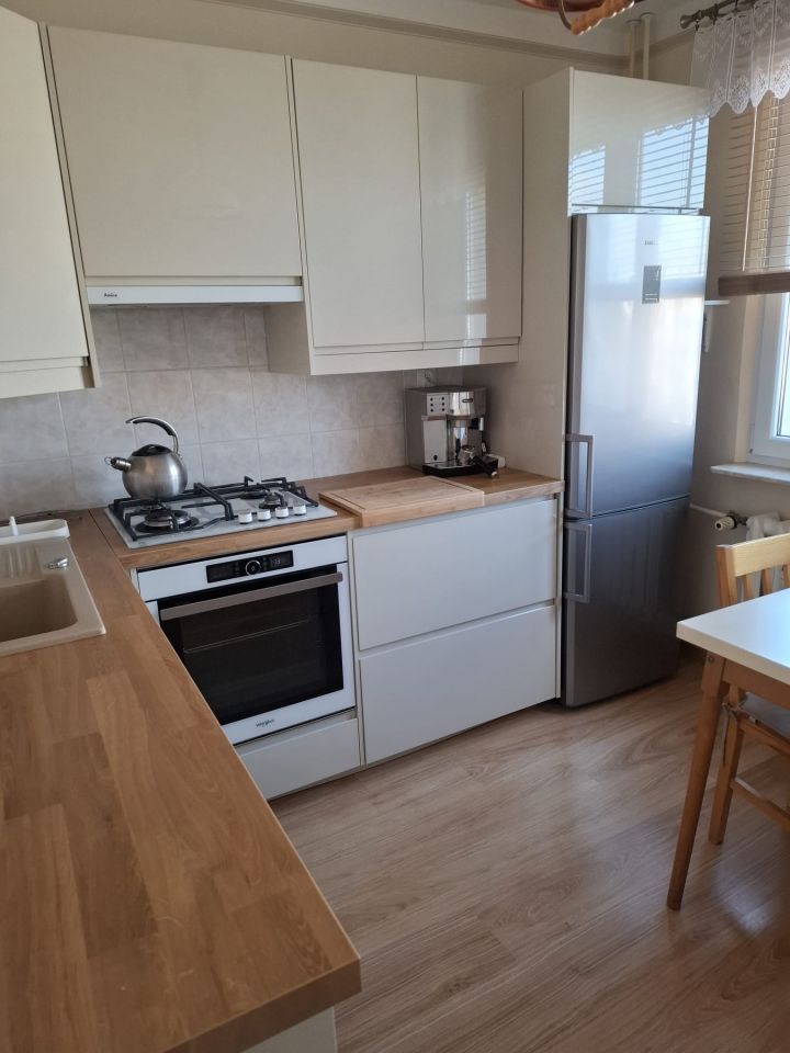 Mieszkanie 2-pokojowe Ostrowiec Świętokrzyski Stawki, os. Stawki. Zdjęcie 1