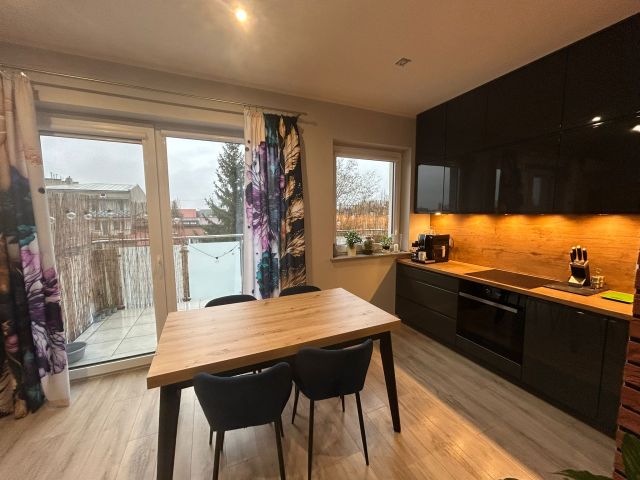 Mieszkanie 4-pokojowe Mława Centrum, ul. Nowoleśna. Zdjęcie 1