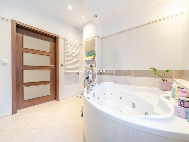 dom wolnostojący, 6 pokoi Michałowice, ul. Michałki. Zdjęcie 29