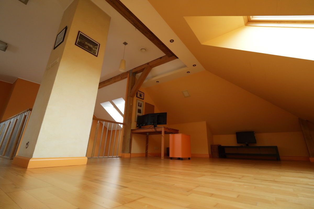 dom wolnostojący, 5 pokoi Wierzyce, os. pod Sosnami. Zdjęcie 12