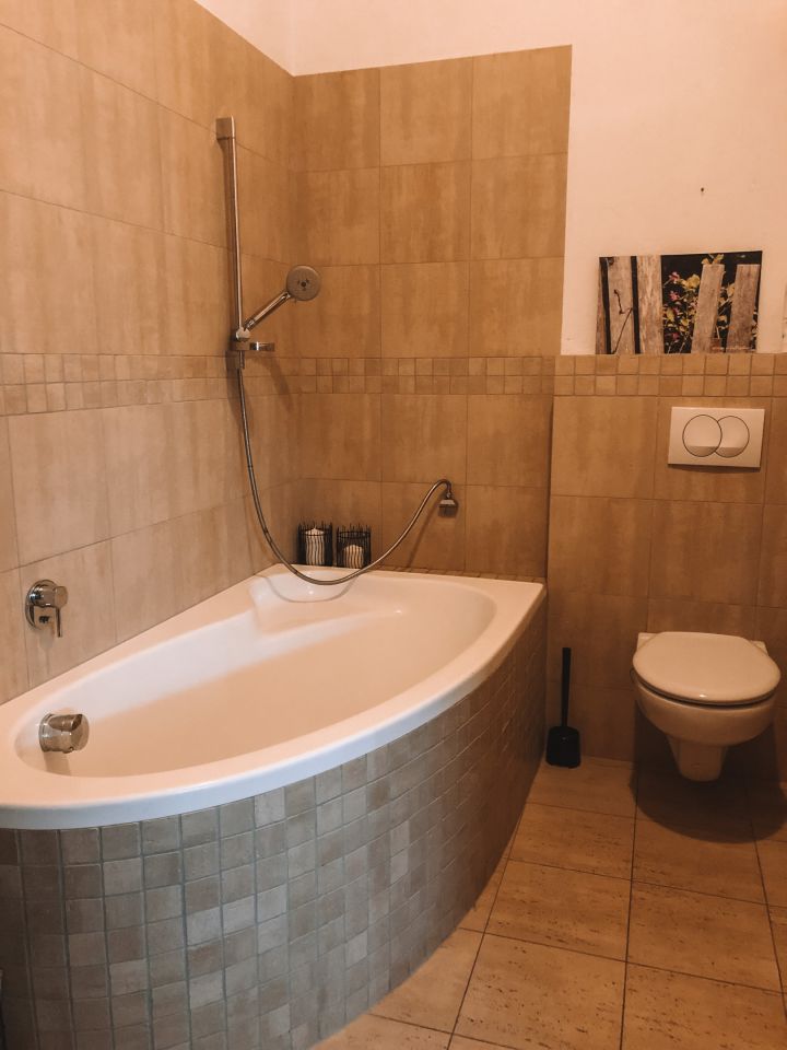 dom wolnostojący, 11 pokoi Ruś. Zdjęcie 16