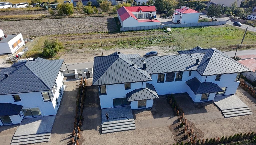 bliźniak, 6 pokoi Opacz Mała. Zdjęcie 22