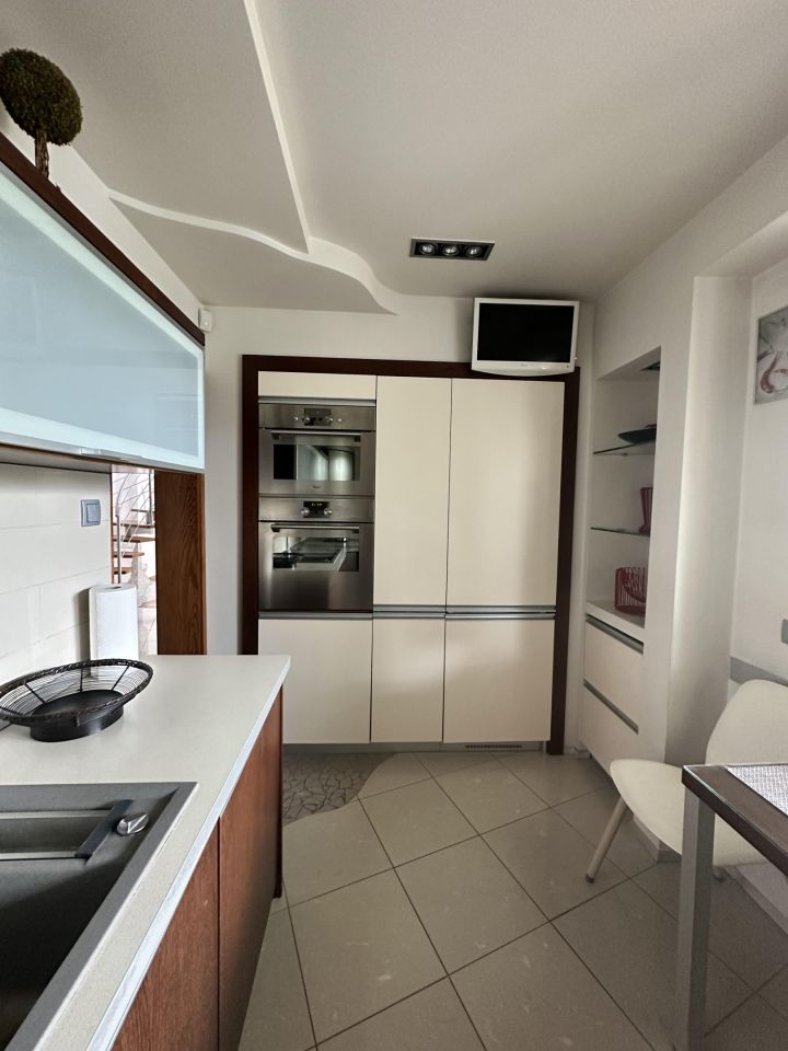 dom wolnostojący, 5 pokoi Radom Długojów Górny, ul. Kmicica. Zdjęcie 7