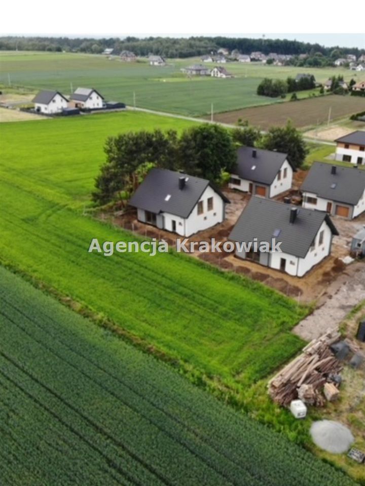 dom wolnostojący, 4 pokoje Niepołomice. Zdjęcie 4