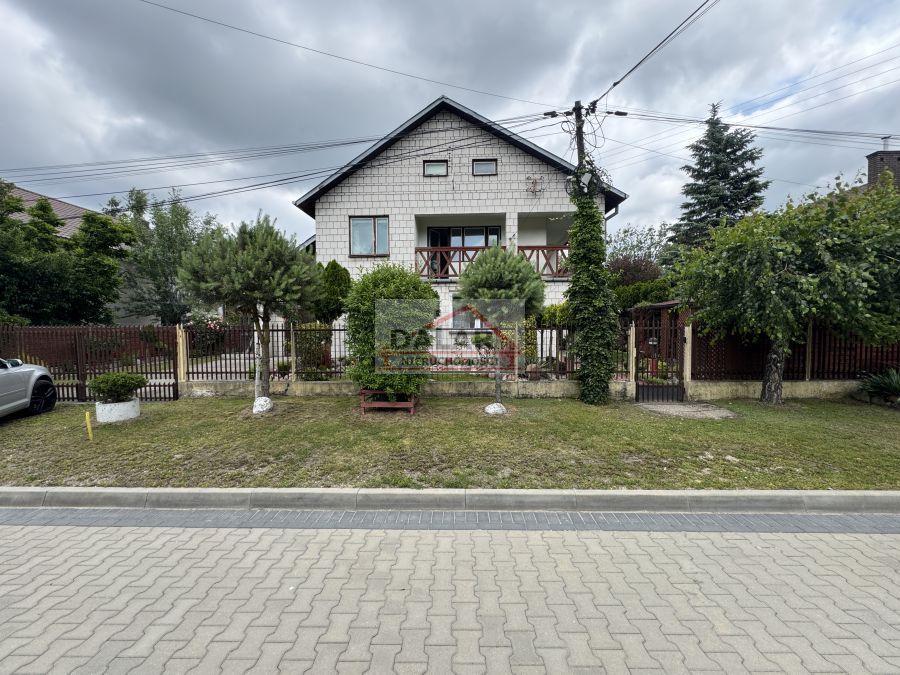 dom wolnostojący, 7 pokoi Baniocha. Zdjęcie 2