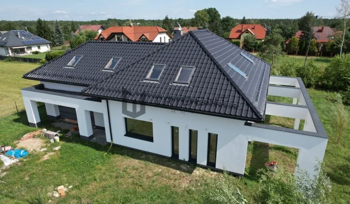 dom wolnostojący, 6 pokoi Dobiesz