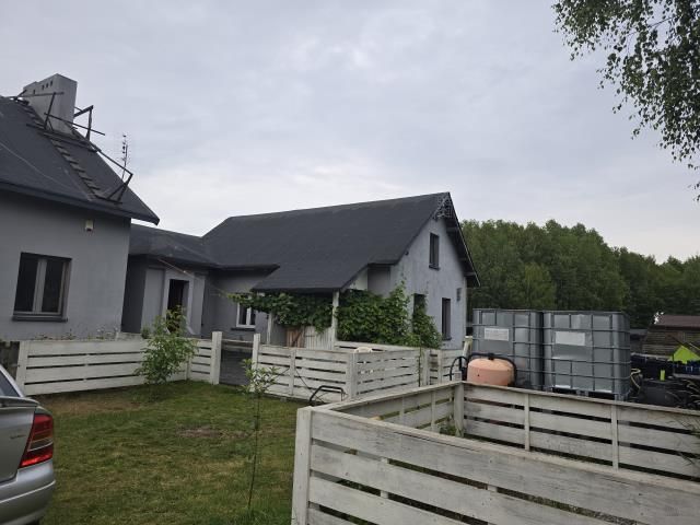 dom wolnostojący, 7 pokoi Tłuszcz. Zdjęcie 2