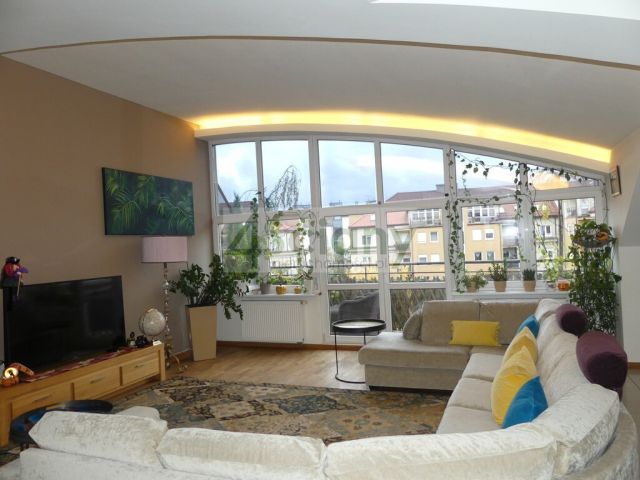 Mieszkanie 5-pokojowe Warszawa Białołęka, ul. Głębocka. Zdjęcie 1