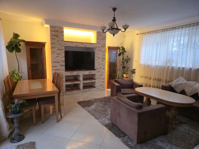 bliźniak Warszawa Wawer, ul. Zabielska. Zdjęcie 1