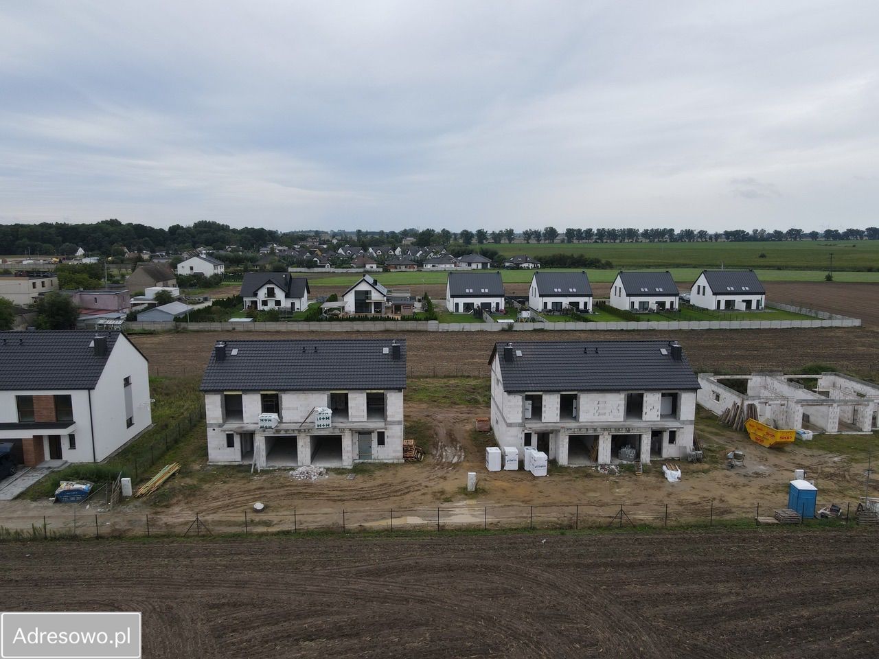 bliźniak, 5 pokoi Ceradz Kościelny. Zdjęcie 3