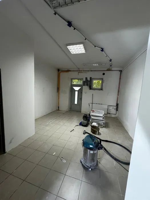 Lokal Tarnobrzeg, pl. Bartosza Głowackiego. Zdjęcie 9