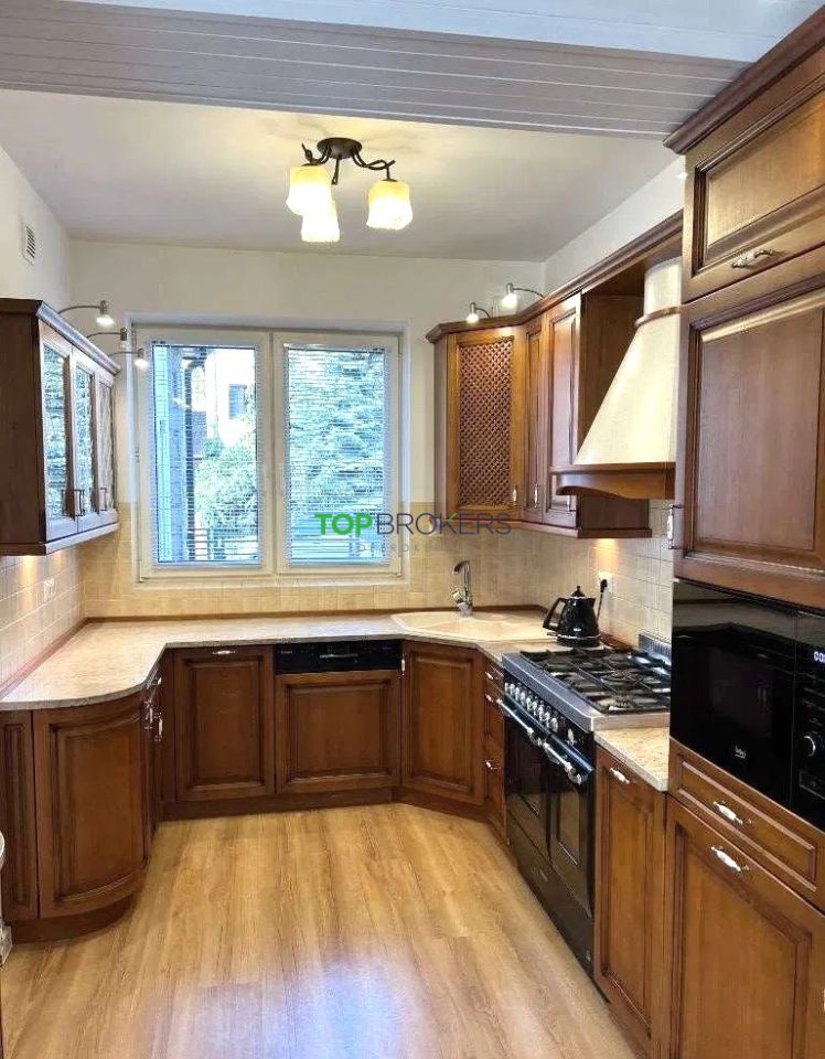 dom szeregowy, 7 pokoi Warszawa Targówek. Zdjęcie 3