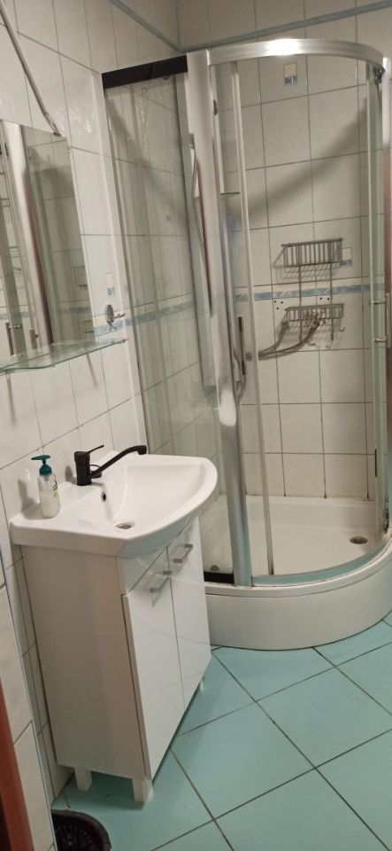 Mieszkanie 3-pokojowe Luboń. Zdjęcie 4