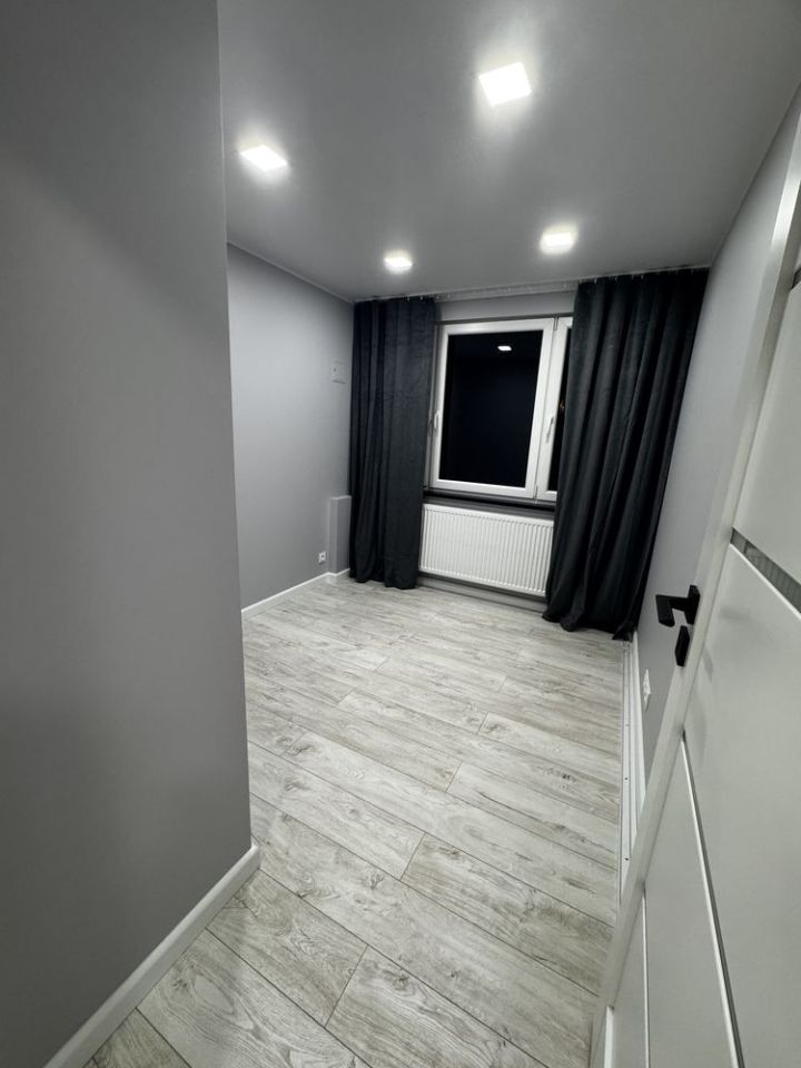 Mieszkanie 3-pokojowe Świdnica. Zdjęcie 3