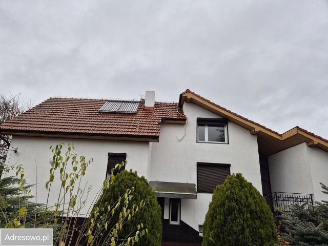 dom wolnostojący, 6 pokoi Golina, ul. 1 Maja. Zdjęcie 1