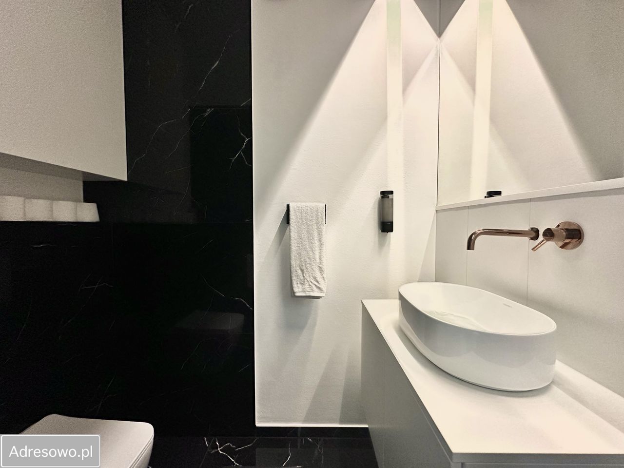 dom wolnostojący, 5 pokoi Kobylec. Zdjęcie 10