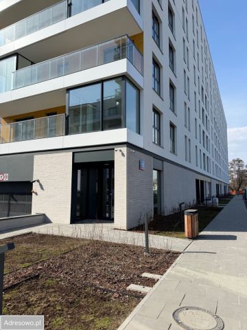Lokal Warszawa Gocław, ul. Jana Nowaka-Jeziorańskiego. Zdjęcie 1