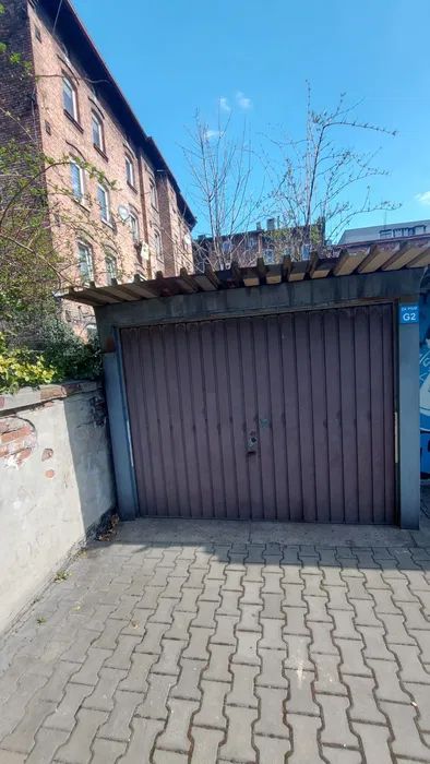 Garaż/miejsce parkingowe Chorzów, ul. ks. Jana Ficka. Zdjęcie 1