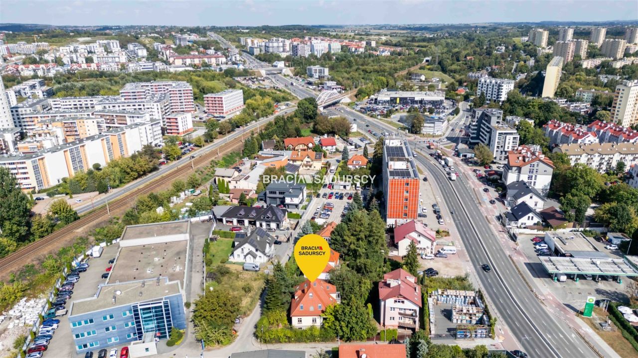 dom wolnostojący, 13 pokoi Kraków Prądnik Czerwony, ul. Pocieszka. Zdjęcie 11