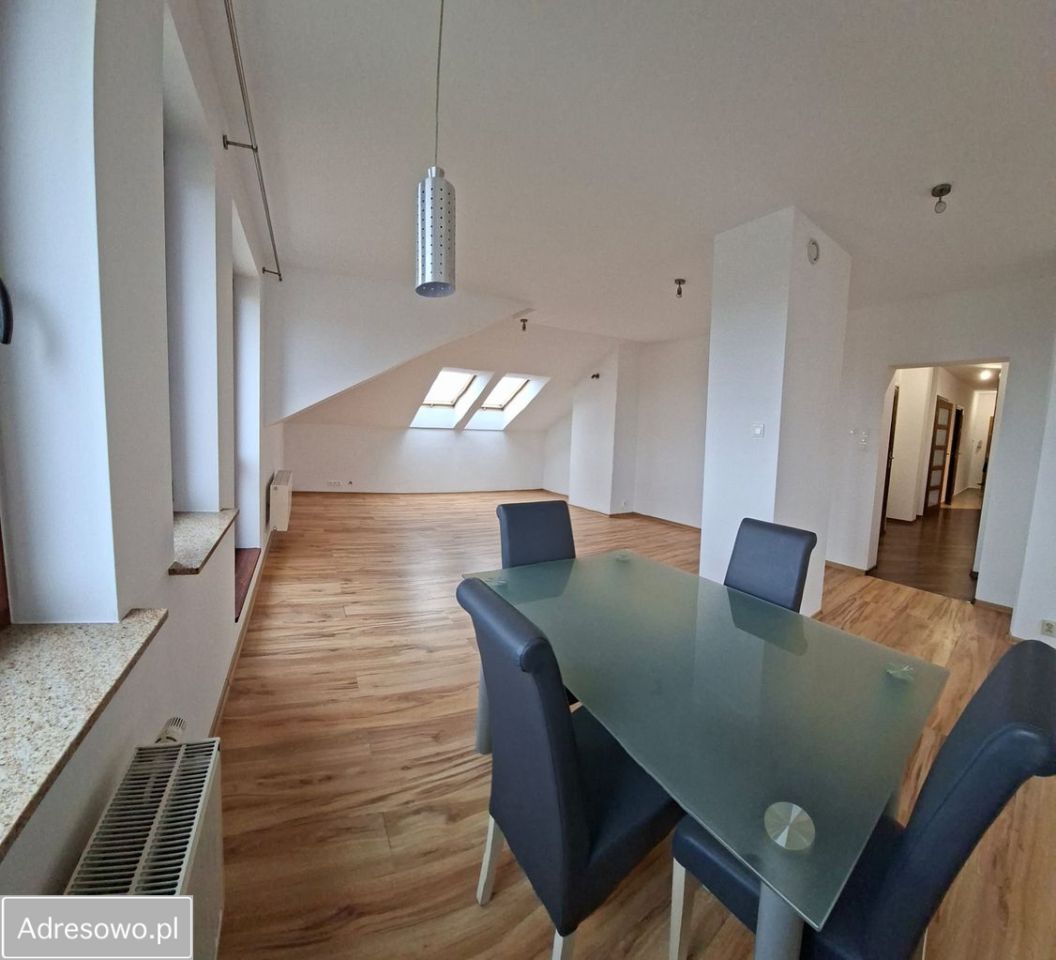 Mieszkanie 4-pokojowe Rzeszów Pobitno, ul. Jana Twardowskiego. Zdjęcie 2