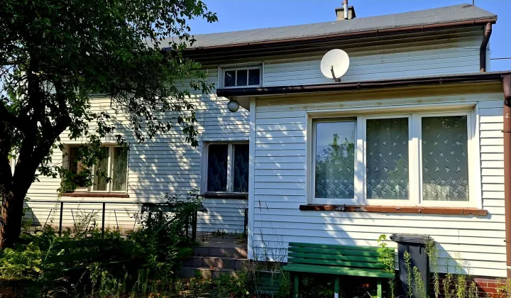 dom wolnostojący, 2 pokoje Poraj, ul. Kolejowa