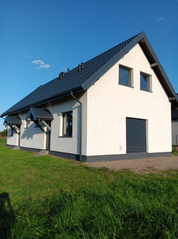 bliźniak, 5 pokoi Łeba, ul. Kamienna. Zdjęcie 1