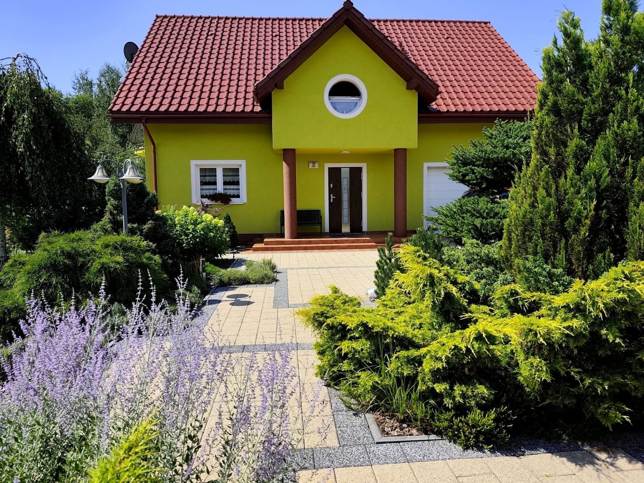 dom wolnostojący, 4 pokoje Łomnica, ul. Leśna. Zdjęcie 1