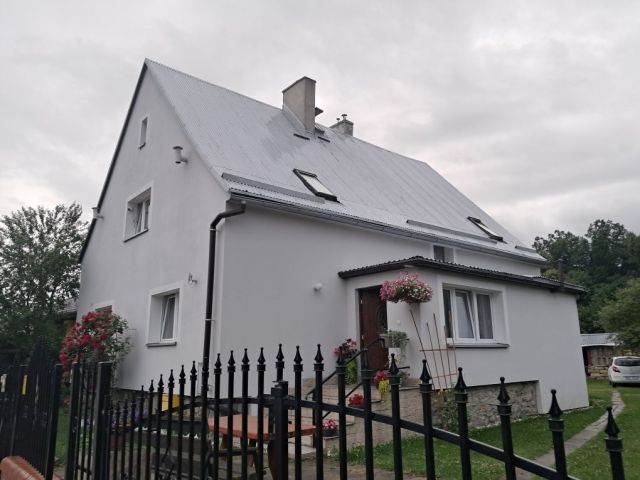 Mieszkanie 4-pokojowe Stronie Śląskie, ul. Dolna. Zdjęcie 1