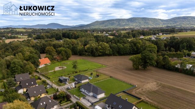 dom wolnostojący, 4 pokoje Pisarzowice. Zdjęcie 36