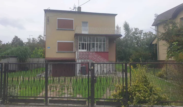 dom wolnostojący, 5 pokoi Leszno Centrum, ul. Śniadeckich