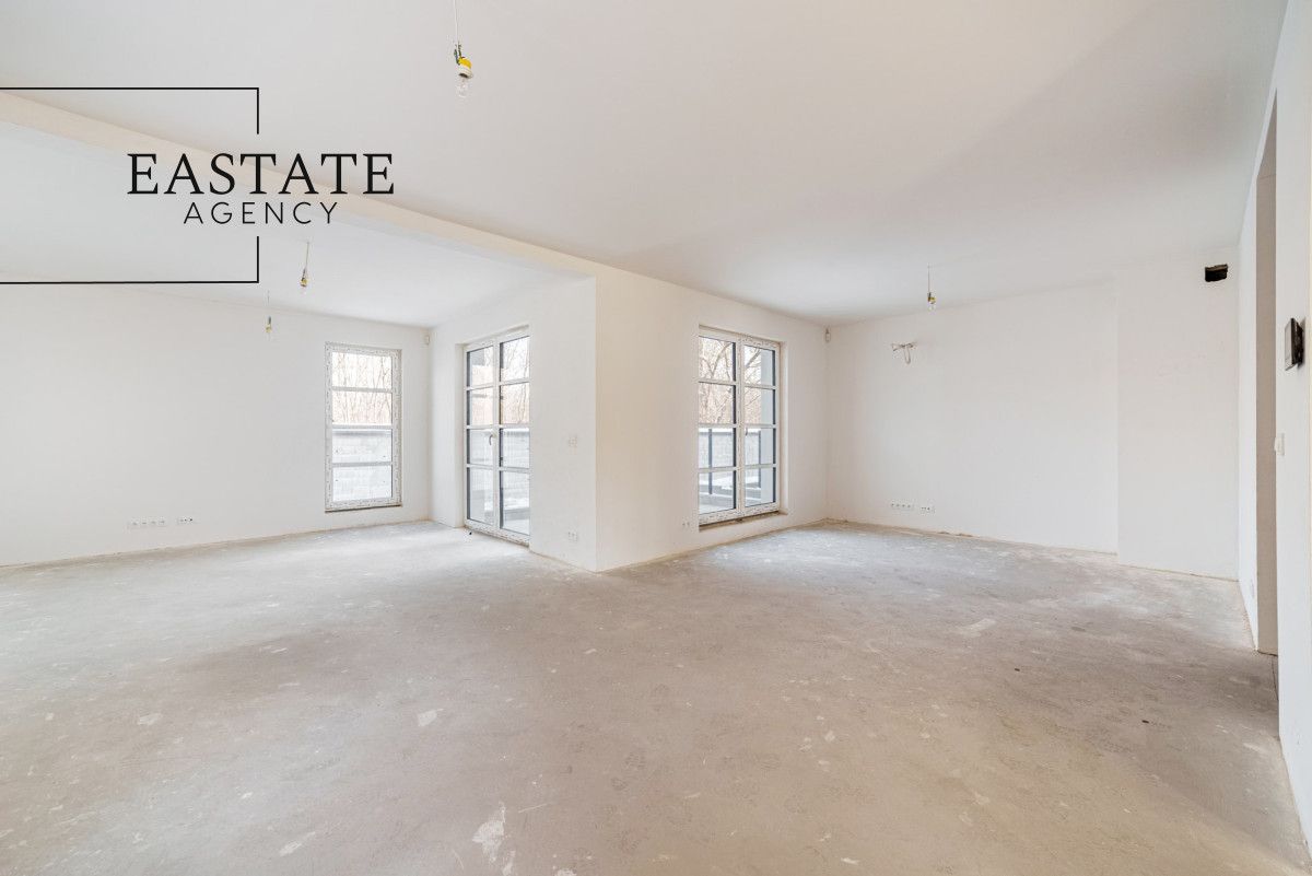 dom szeregowy, 5 pokoi Warszawa. Zdjęcie 2