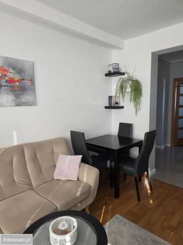 Mieszkanie 3-pokojowe Parczew. Zdjęcie 1