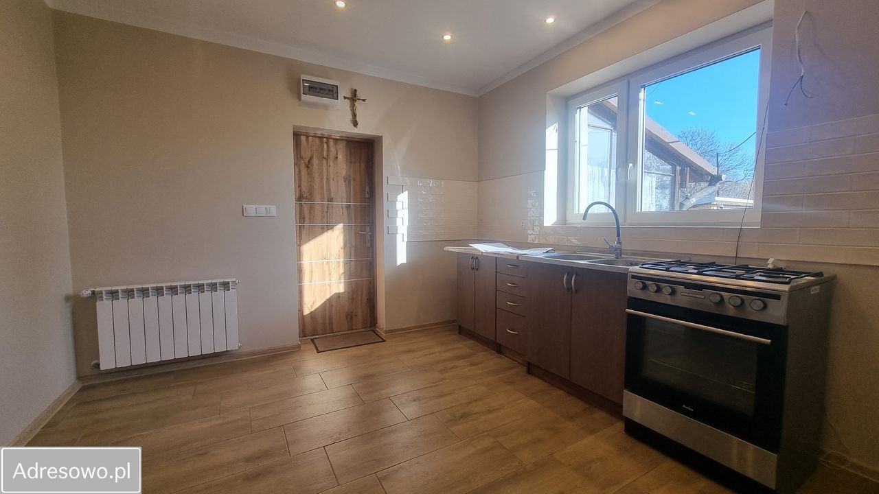 bliźniak, 4 pokoje Żarzyn. Zdjęcie 3