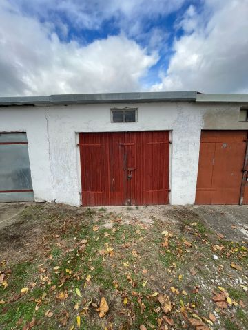 Garaż/miejsce parkingowe Orzysz, ul. Ratuszowa. Zdjęcie 1