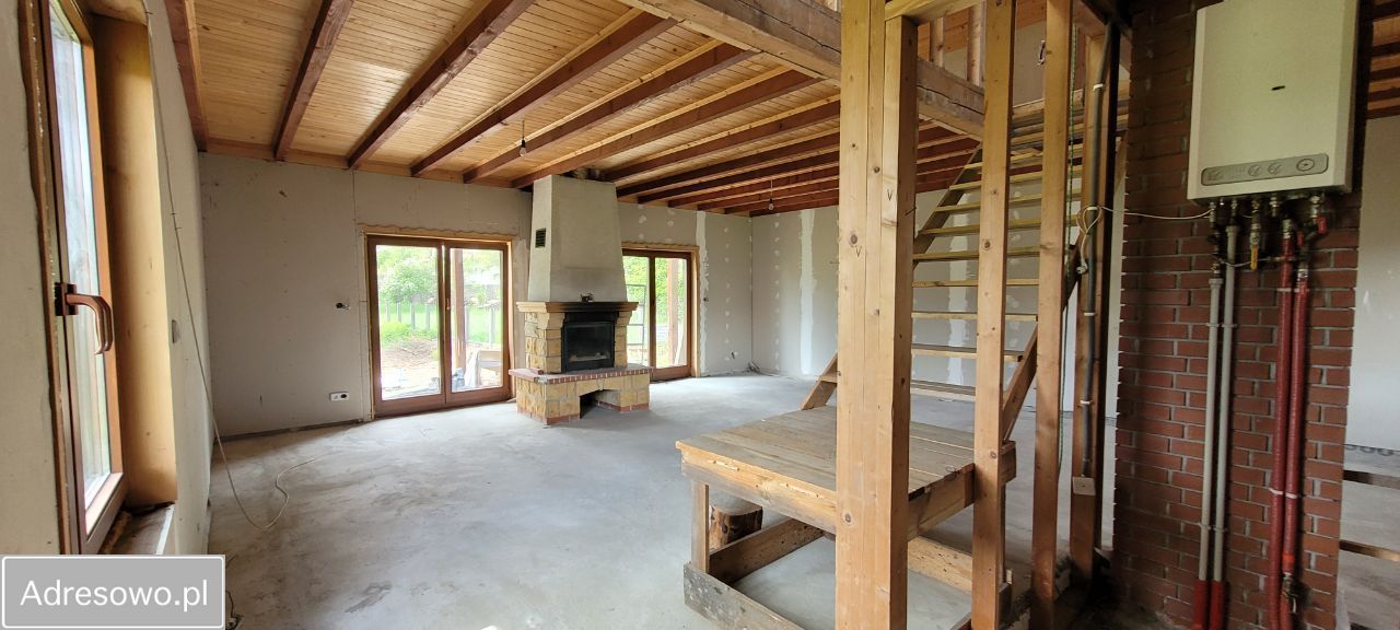 dom wolnostojący, 3 pokoje Jeleśnia. Zdjęcie 16