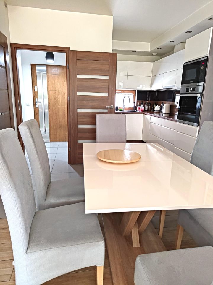 bliźniak, 4 pokoje Radwanice, ul. Spacerowa. Zdjęcie 3