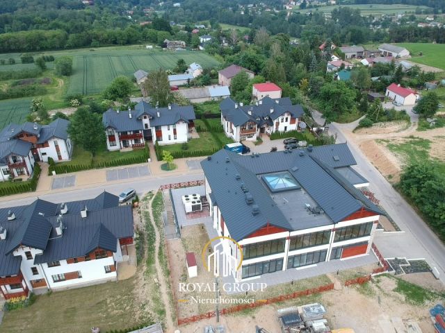Mieszkanie 4-pokojowe Nałęczów, ul. Henryka Wiercieńskiego. Zdjęcie 3