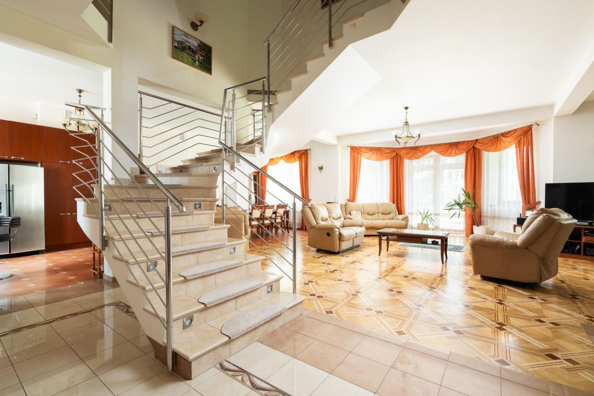 dom wolnostojący, 6 pokoi Opacz. Zdjęcie 3