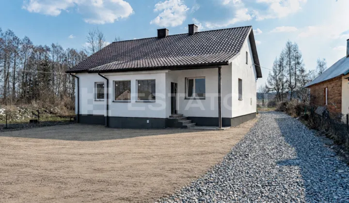 dom wolnostojący, 4 pokoje Pogwizdów Stary