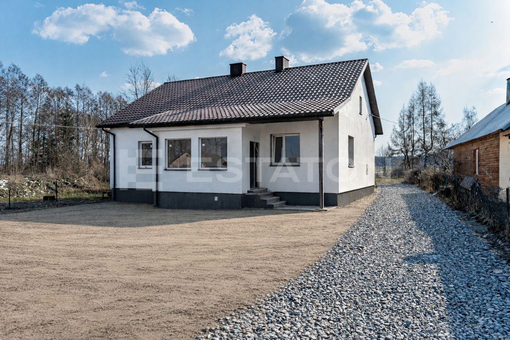 dom wolnostojący, 4 pokoje Pogwizdów Stary. Zdjęcie 1