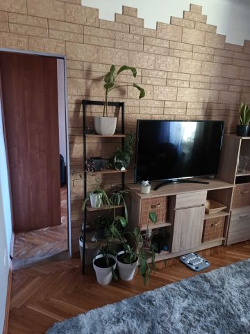 Mieszkanie 3-pokojowe Starachowice, ul. Stefana Żeromskiego. Zdjęcie 1