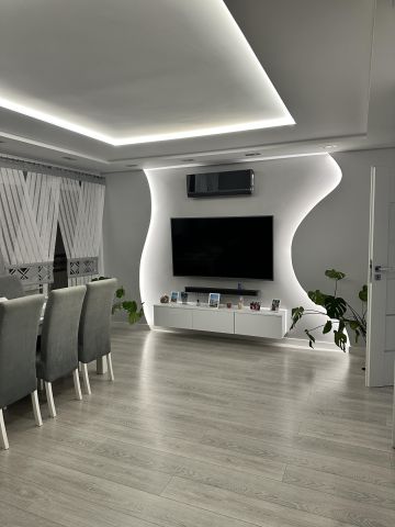 Mieszkanie 3-pokojowe Praszka, ul. Listopadowa. Zdjęcie 1