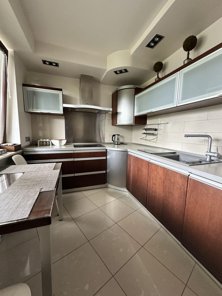 dom wolnostojący, 5 pokoi Radom Długojów Górny, ul. Kmicica. Zdjęcie 6