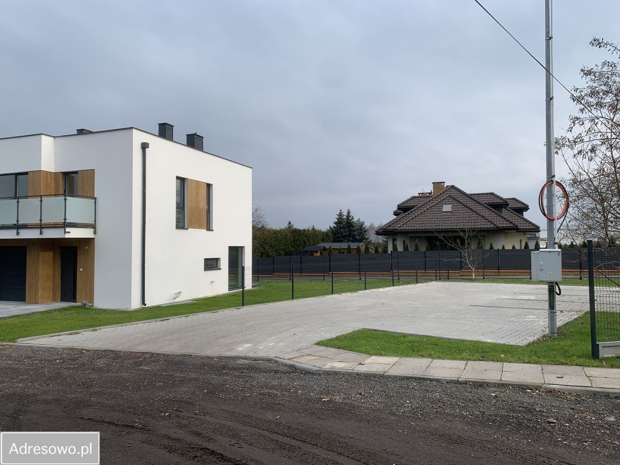 dom szeregowy, 4 pokoje Piotrków Trybunalski, ul. Świerczowska. Zdjęcie 5