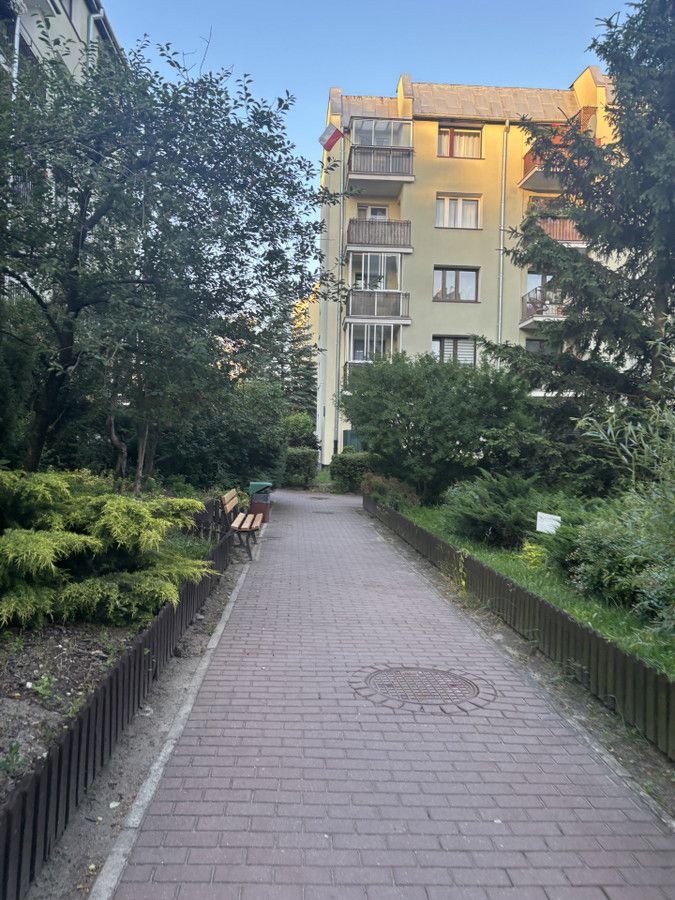 Mieszkanie 3-pokojowe Warszawa, ul. Ostrobramska. Zdjęcie 2