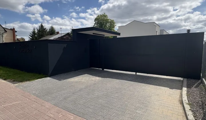 dom szeregowy, 4 pokoje Błonie