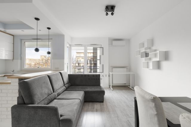 Mieszkanie 2-pokojowe Warszawa Praga-Południe, ul. Jana Nowaka-Jeziorańskiego. Zdjęcie 3