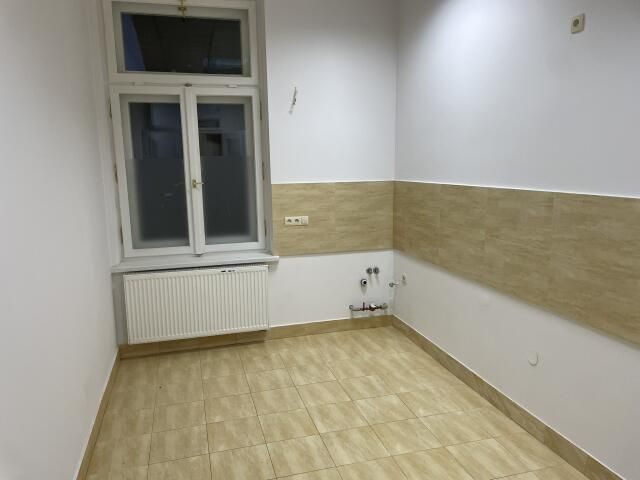 Lokal Kraków Śródmieście, ul. Karmelicka. Zdjęcie 4