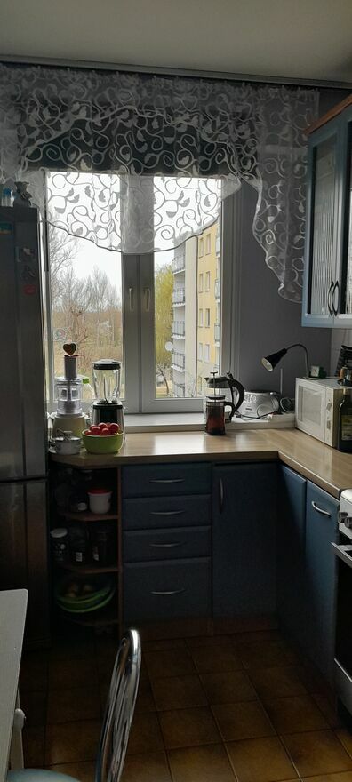 Mieszkanie 3-pokojowe Bełchatów, os. Budowlanych. Zdjęcie 3